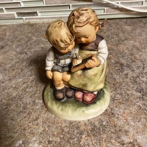 Vintage Rare 1956 Smart Little Sister number 346 Hummel.